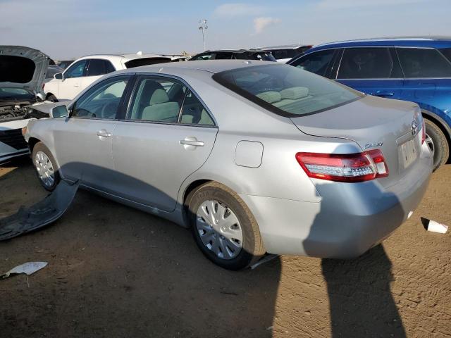 4T1BF3EKXBU175057 - 2011 TOYOTA CAMRY BASE SILVER photo 2