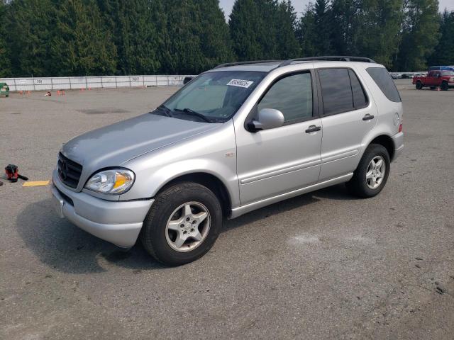 2001 MERCEDES-BENZ ML 320, 