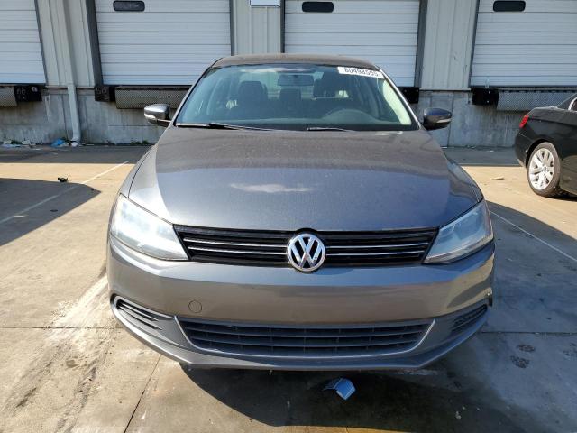 3VWD17AJ6EM323498 - 2014 VOLKSWAGEN JETTA SE CHARCOAL photo 5