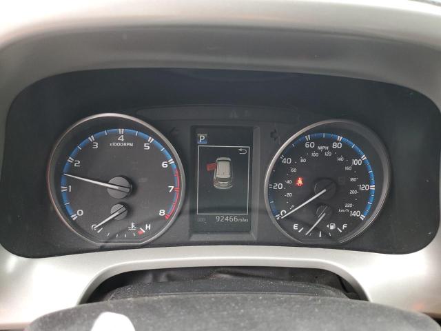 2T3ZFREV7HW383151 - 2017 TOYOTA RAV4 LE Szary zdjęcie 9