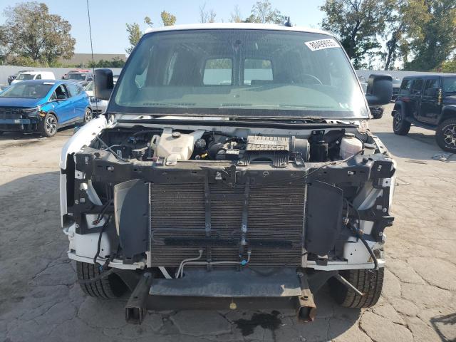 1GCWGAFG2K1319736 - 2019 CHEVROLET EXPRESS G2500 WHITE photo 5