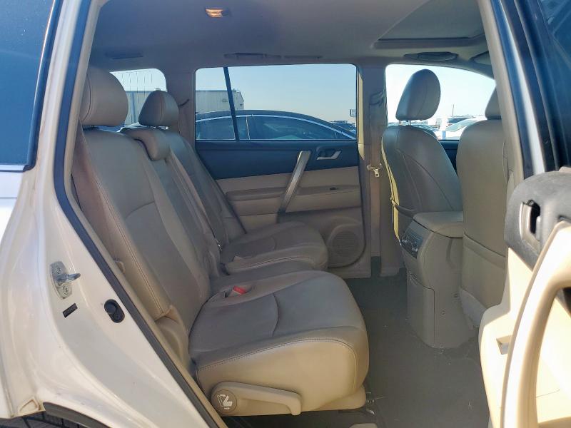 5TDZK3EH8DS120181 - 2013 TOYOTA HIGHLANDER BASE Blanco foto 11