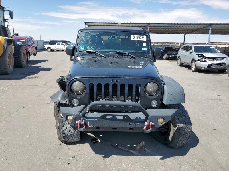 1C4BJWDG0FL697032 - 2015 JEEP WRANGLER U SPORT BLACK photo 5