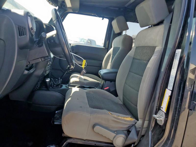 1C4BJWDG0FL697032 - 2015 JEEP WRANGLER U SPORT BLACK photo 7