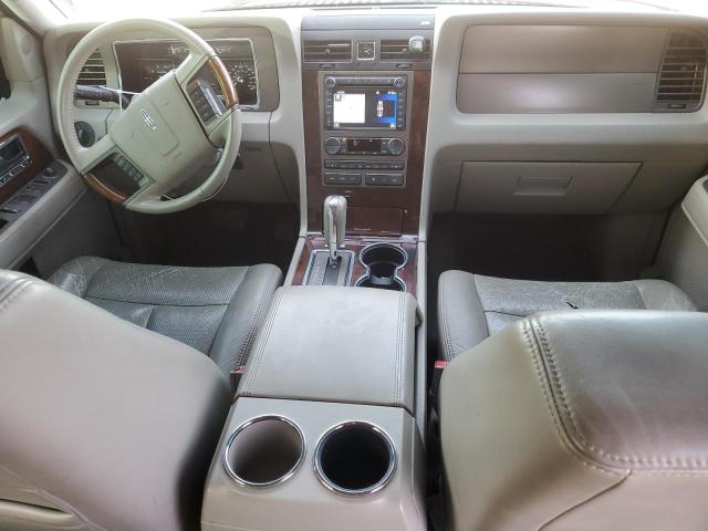 5LMJJ2H56BEJ09171 - 2011 LINCOLN NAVIGATOR ნაცრისფერი ფოტო 8