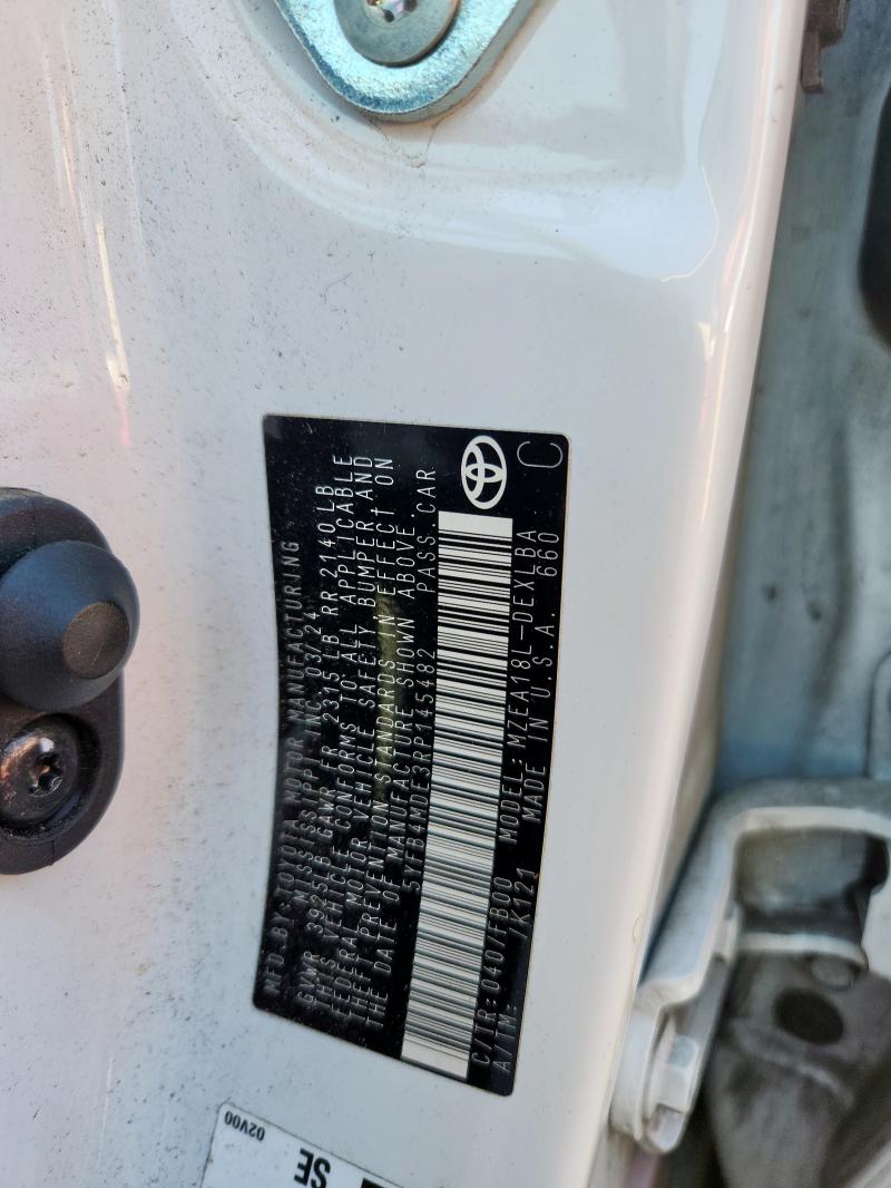 5YFB4MDE3RP145482 - 2024 TOYOTA COROLLA LE 白色 照片 12