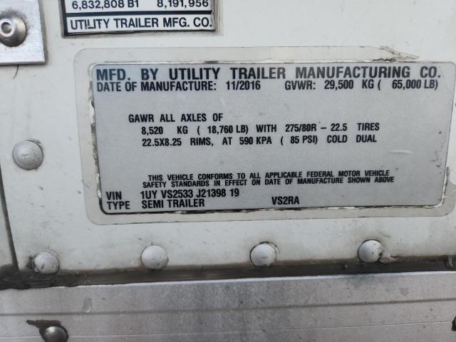 1UYVS2533J2139819 - 2018 UTILITY VS2RA Weiß Foto 10