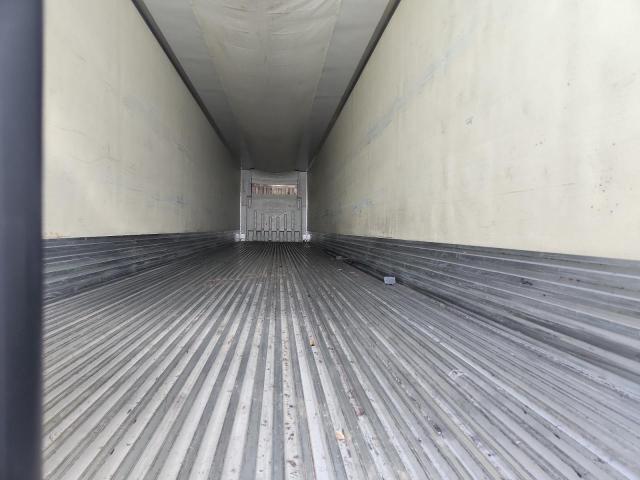 1UYVS2533J2139819 - 2018 UTILITY VS2RA Weiß Foto 6