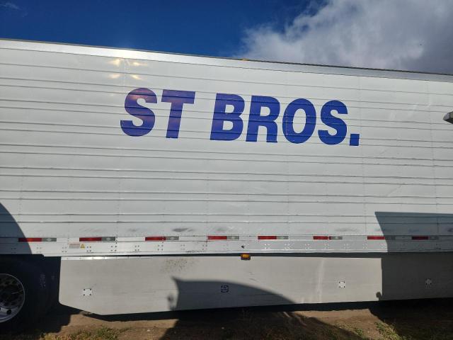 1UYVS2533J2139819 - 2018 UTILITY VS2RA Weiß Foto 9