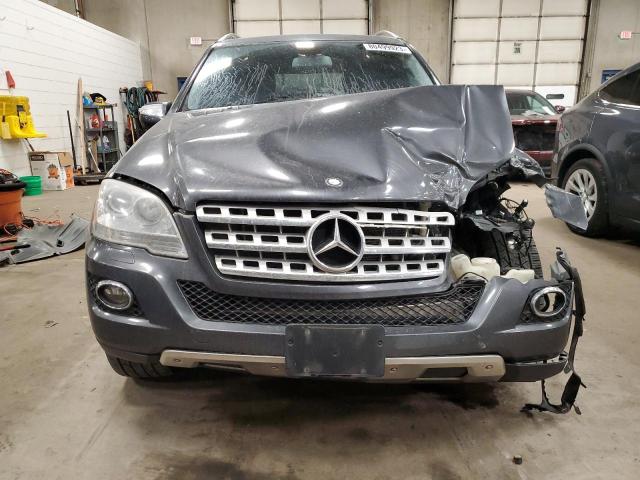 4JGBB8GB0AA573223 - 2010 MERCEDES-BENZ ML 350 4MATIC BLUE photo 5