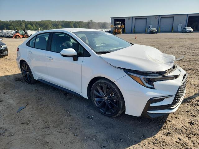 5YFS4MCE9RP179220 - 2024 TOYOTA COROLLA SE თეთრი ფოტო 4