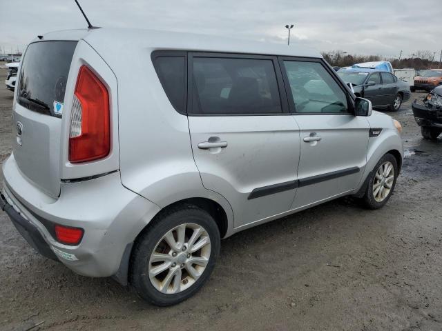 KNDJT2A58D7543675 - 2013 KIA SOUL SILVER photo 3