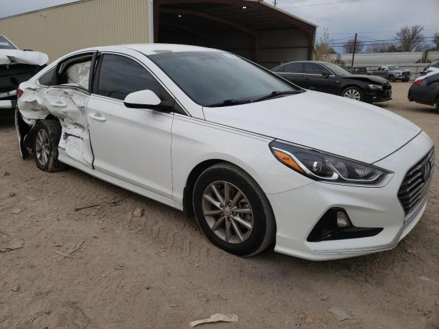 5NPE24AF8KH796402 - 2019 HYUNDAI SONATA SE WHITE photo 4