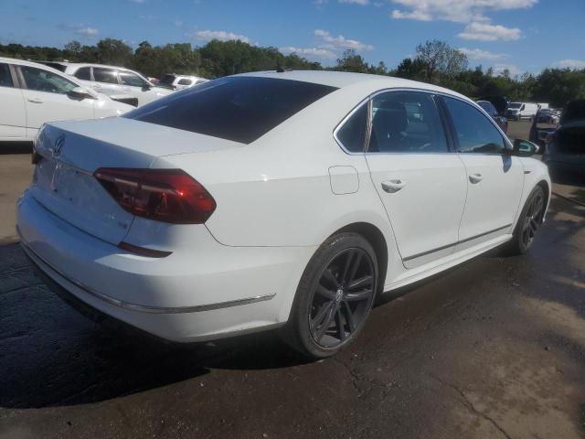 1VWDT7A35HC068182 - 2017 VOLKSWAGEN PASSAT R-LINE Ağ foto 3