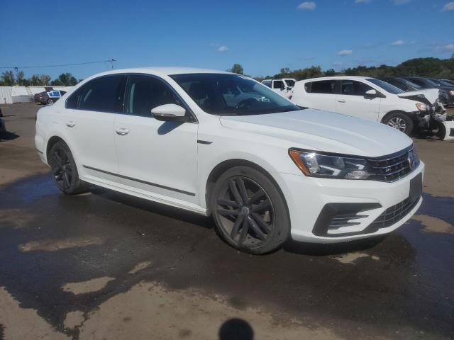 1VWDT7A35HC068182 - 2017 VOLKSWAGEN PASSAT R-LINE Ağ foto 4