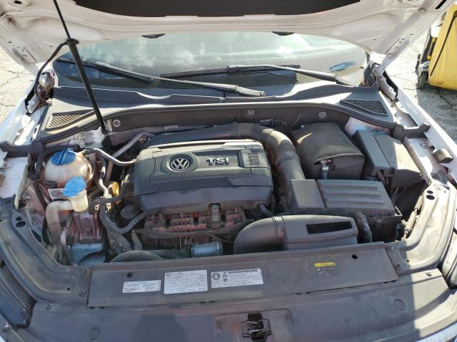 1VWDT7A39HC000788 - 2017 VOLKSWAGEN PASSAT R-LINE WHITE photo 11