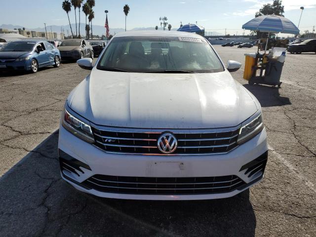 1VWDT7A39HC000788 - 2017 VOLKSWAGEN PASSAT R-LINE WHITE photo 5