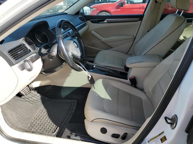 1VWDT7A39HC000788 - 2017 VOLKSWAGEN PASSAT R-LINE WHITE photo 7