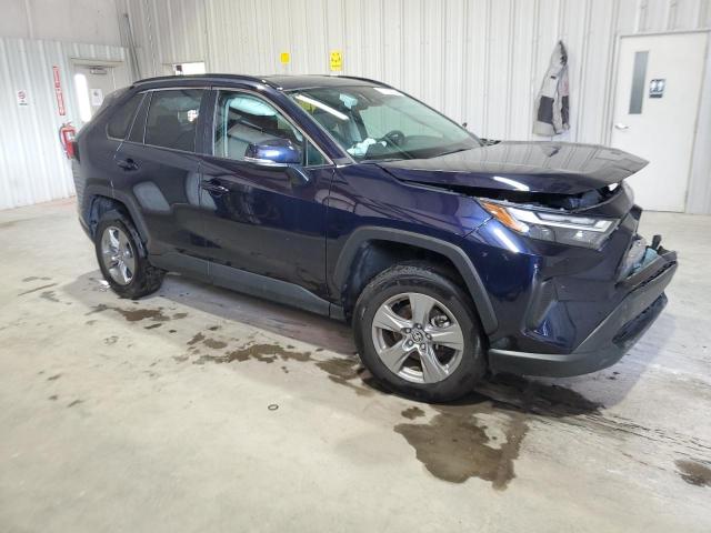2T3P1RFV1RW456505 - 2024 TOYOTA RAV4 XLE BLUE photo 4