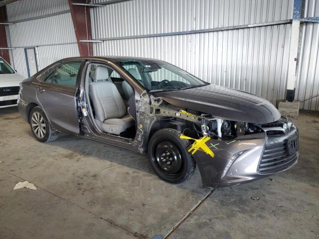 4T1BF1FK6HU632555 - 2017 TOYOTA CAMRY LE GRAY photo 4