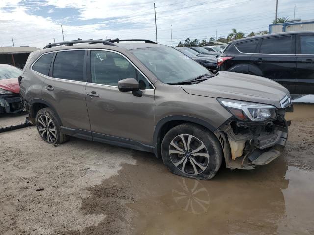 JF2SKAUC6KH533487 - 2019 SUBARU FORESTER LIMITED SILVER photo 4