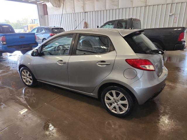 JM1DE1LY0D0158306 - 2013 MAZDA MAZDA2 SILVER photo 2