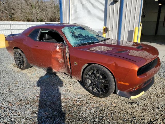 2C3CDZFJ4NH108912 - 2022 DODGE CHALLENGER R/T SCAT PACK ORANGE photo 4