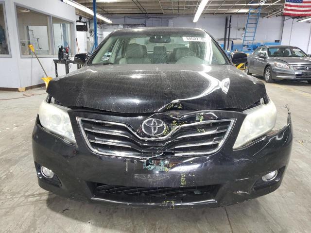 4T4BF3EK4AR081714 - 2010 TOYOTA CAMRY BASE Schwarz Foto 5