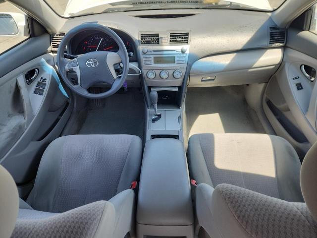 4T1BF3EKXBU768806 - 2011 TOYOTA CAMRY BASE WHITE photo 8