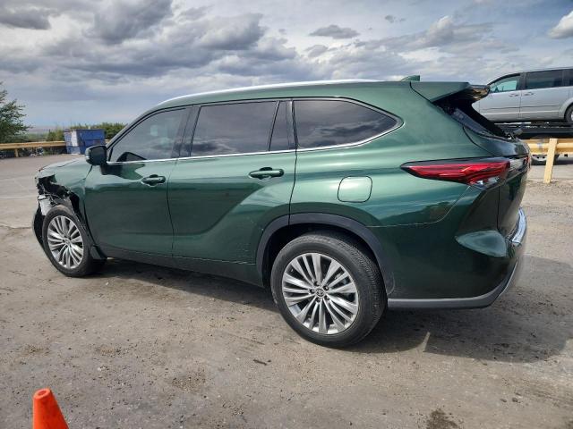 5TDKDRAH1PS524013 - 2023 TOYOTA HIGHLANDER L GREEN photo 2