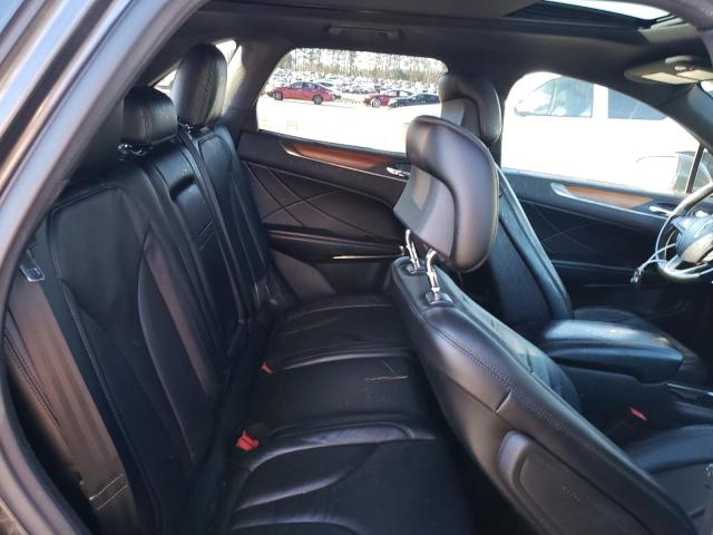 5LMCJ3D95HUL07424 - 2017 LINCOLN MKC RESERVE Gris foto 10