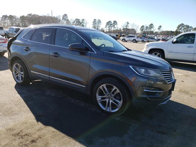 5LMCJ3D95HUL07424 - 2017 LINCOLN MKC RESERVE Gris foto 4