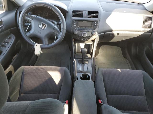 1HGCM663X4A061993 - 2004 HONDA ACCORD LX SILVER photo 8