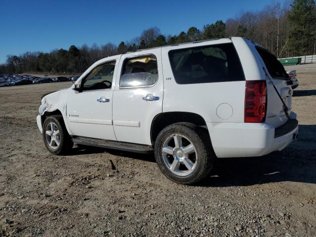 1GNFK13047R340142 - 2007 CHEVROLET TAHOE K1500 WHITE photo 2