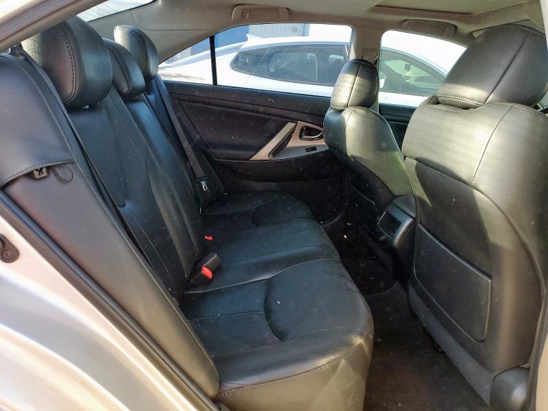 4T1BK3EK2BU132313 - 2011 TOYOTA CAMRY SE ვერცხლისფერი ფოტო 10