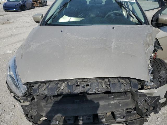 1FADP3F24JL258731 - 2018 FORD FOCUS SE GOLD photo 11
