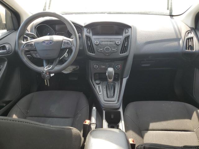 1FADP3F24JL258731 - 2018 FORD FOCUS SE GOLD photo 8