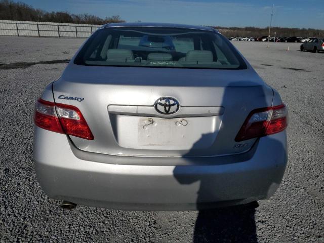 4T1BK46K88U569844 - 2008 TOYOTA CAMRY LE SILVER photo 6