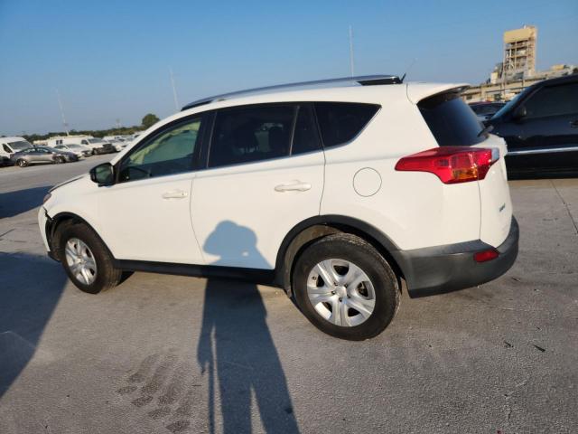 JTMZFREV6FJ041153 - 2015 TOYOTA RAV4 LE WHITE photo 2