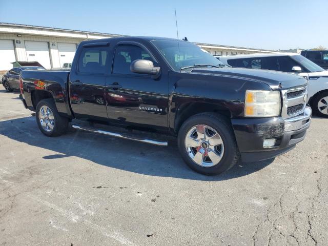 3GCPCSE05BG288770 - 2011 CHEVROLET SILVERADO C1500 LT BLACK photo 4