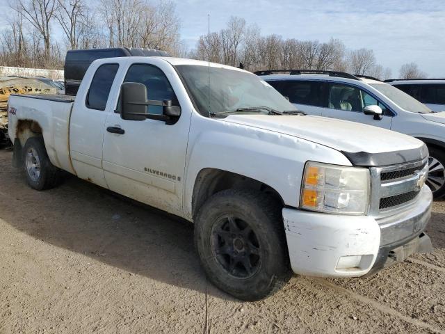 2GCEK19C271581468 - 2007 CHEVROLET 1500 K1500 WHITE photo 4