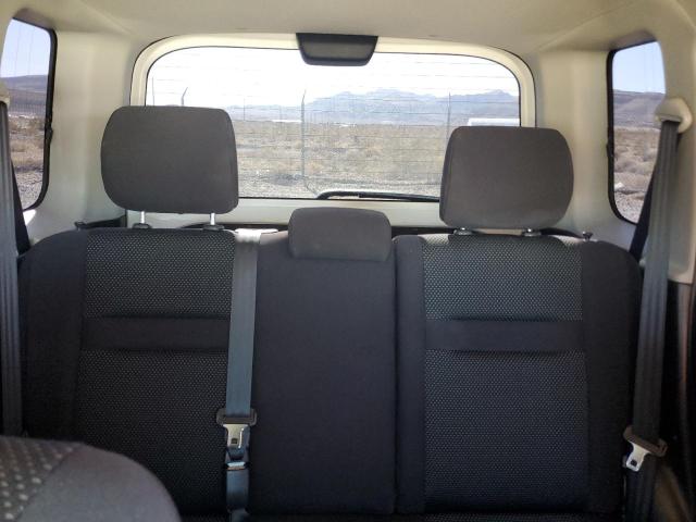 JTLKT334150174753 - 2005 TOYOTA SCION XB 白色 照片 10