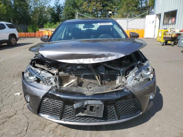 4T1BF1FK1GU267068 - 2016 TOYOTA CAMRY LE GRAY photo 5