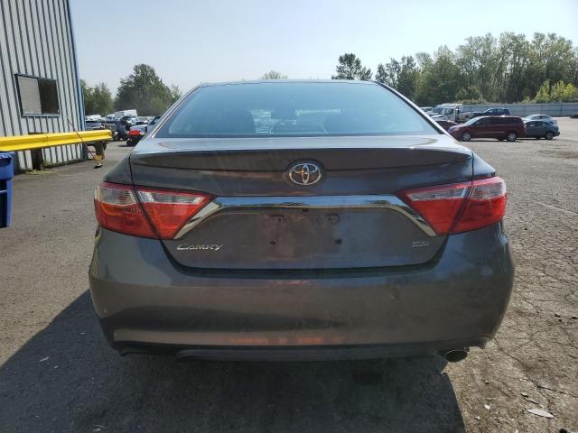 4T1BF1FK1GU267068 - 2016 TOYOTA CAMRY LE GRAY photo 6