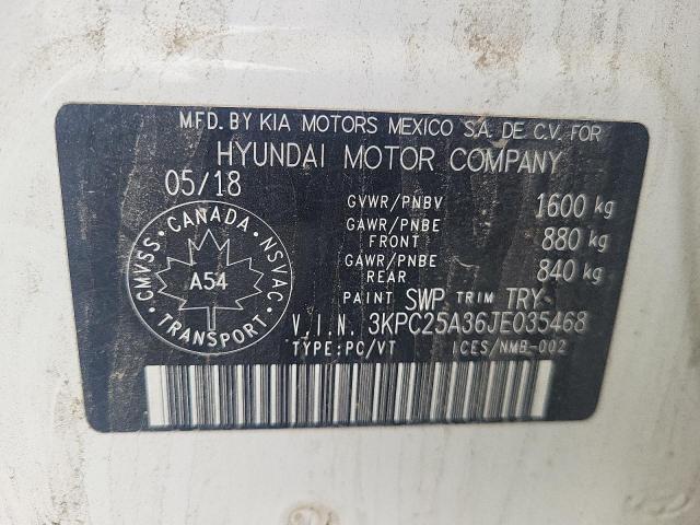 3KPC25A36JE035468 - 2018 HYUNDAI ACCENT SE WHITE photo 12