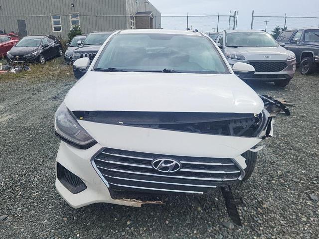 3KPC25A36JE035468 - 2018 HYUNDAI ACCENT SE WHITE photo 5