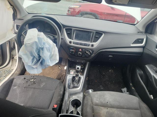 3KPC25A36JE035468 - 2018 HYUNDAI ACCENT SE WHITE photo 8