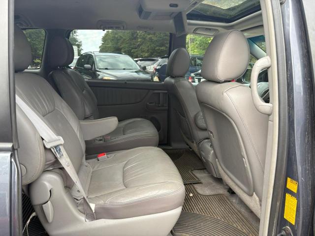 5TDBK22C49S022924 - 2009 TOYOTA SIENNA XLE BLUE photo 6