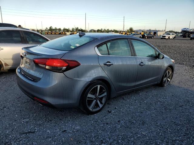 3KPFN4A8XHE092793 - 2017 KIA FORTE EX GRAY photo 3