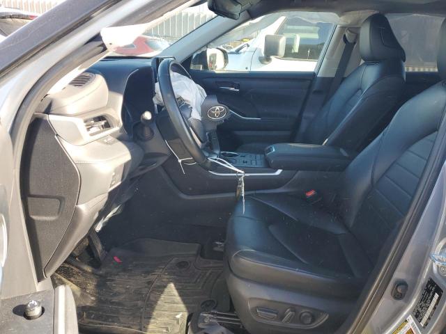 5TDHZRBH2NS240171 - 2022 TOYOTA HIGHLANDER XLE SILVER photo 7